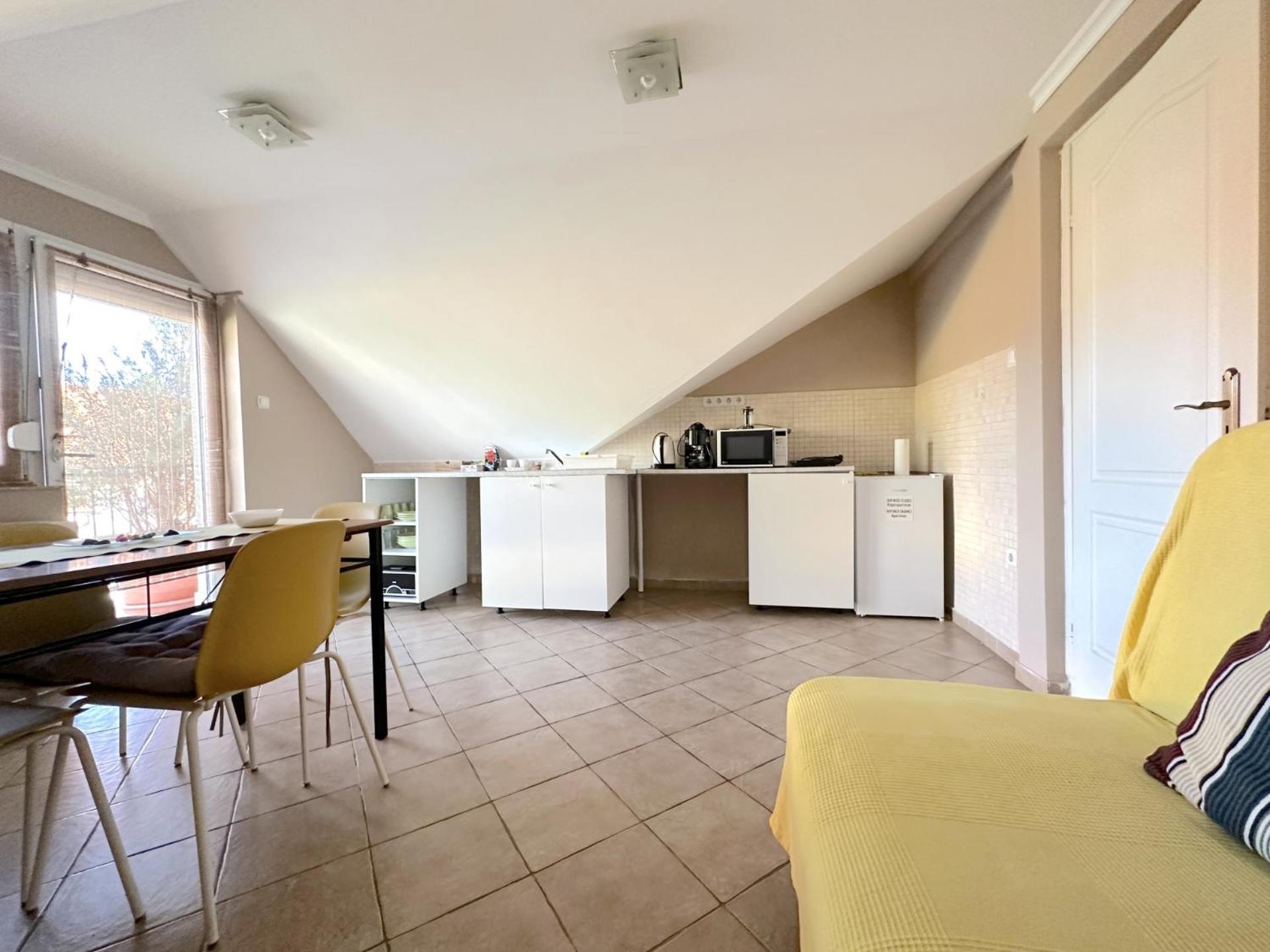 Appartamento Rozsé Apartman Budaörs Esterno foto