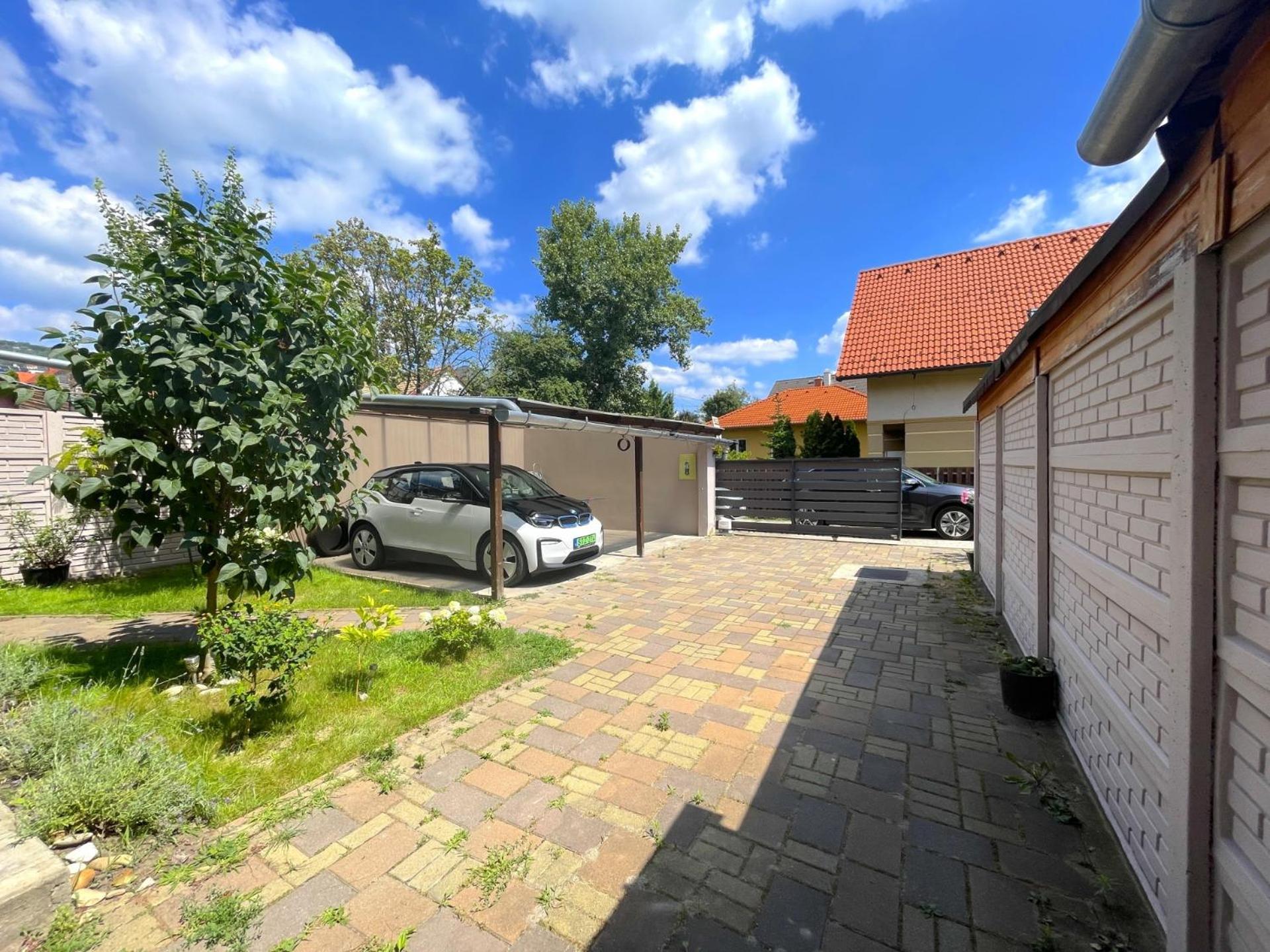 Appartamento Rozsé Apartman Budaörs Esterno foto