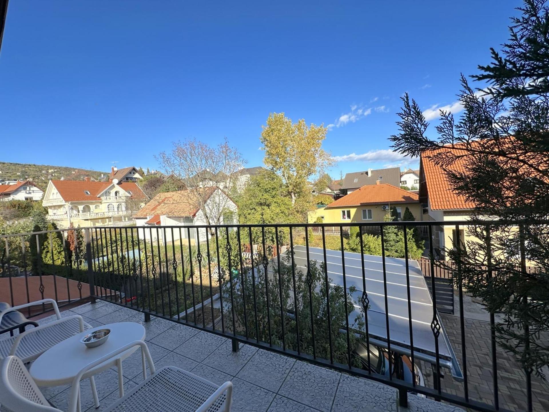 Appartamento Rozsé Apartman Budaörs Esterno foto
